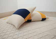 Carica l'immagine nel visualizzatore di Gallery, Set Cuscini Day-Night Double-Face