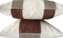 Carica l'immagine nel visualizzatore di Gallery, Set Cuscini Nuragic Double-Face