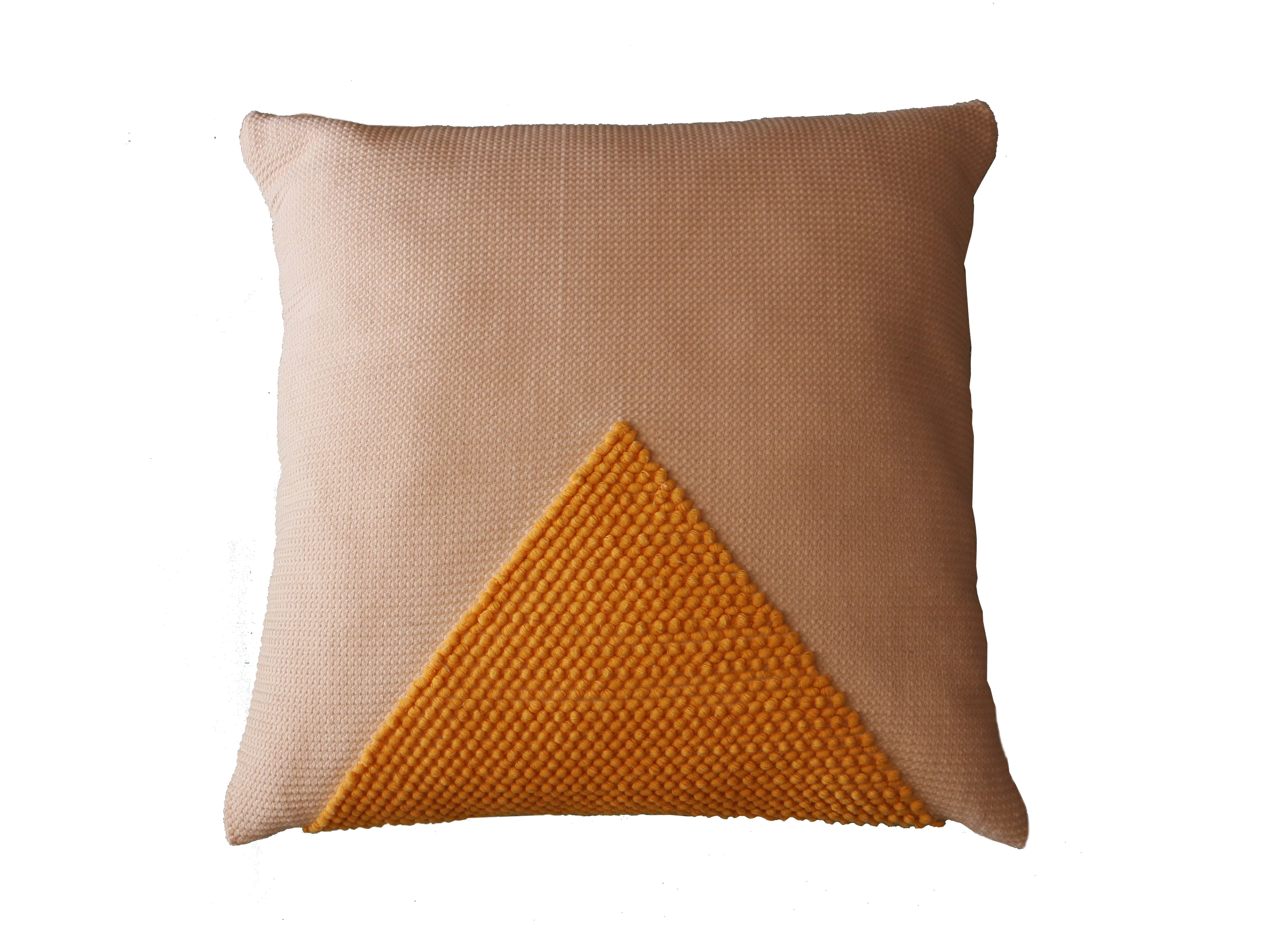 Cuscino Oro Triangolare – Cuscini Sardi
